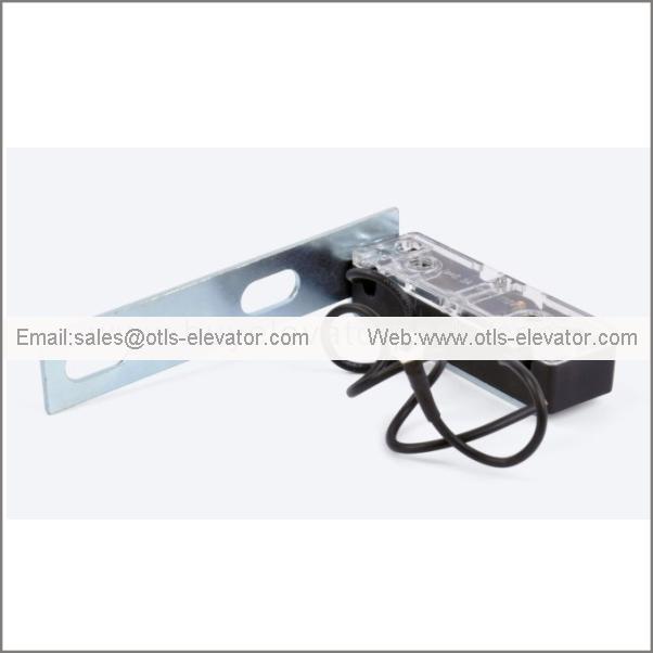 Mitsubishi elevator female door lock