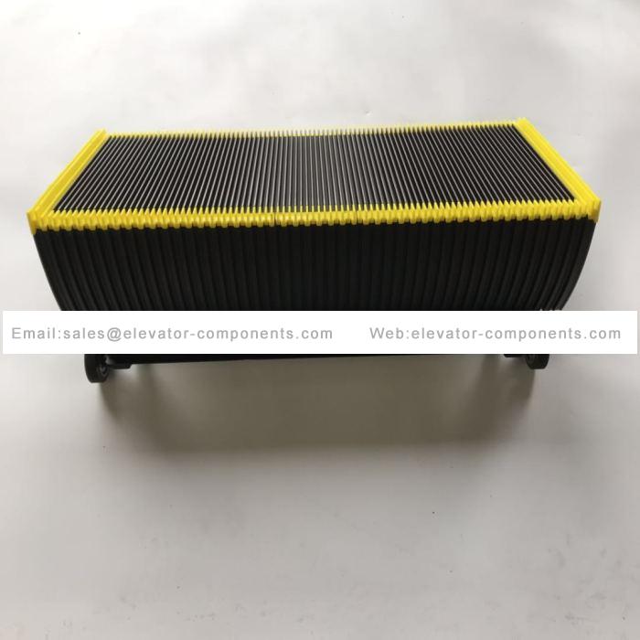 Hitachi Escalator Step Six-Sided Yellow Stairs 30 Degrees Escalator Step FUJILF Elevator Spare Parts