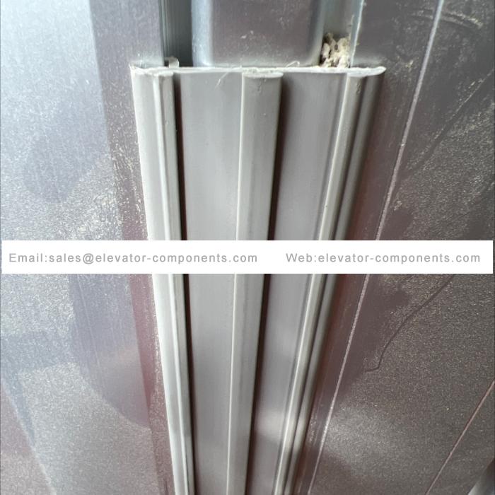 Elevator 4B - Continuous 8 Charge Strip - Contact Carrier FUJILF Elevator Spare Parts